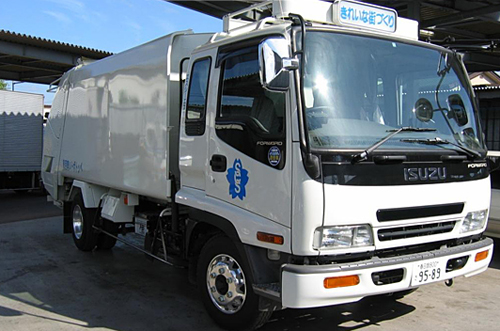 産業廃棄物収集車（コンテナ装着）