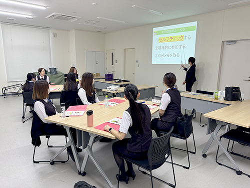 サービススタッフの研修会2